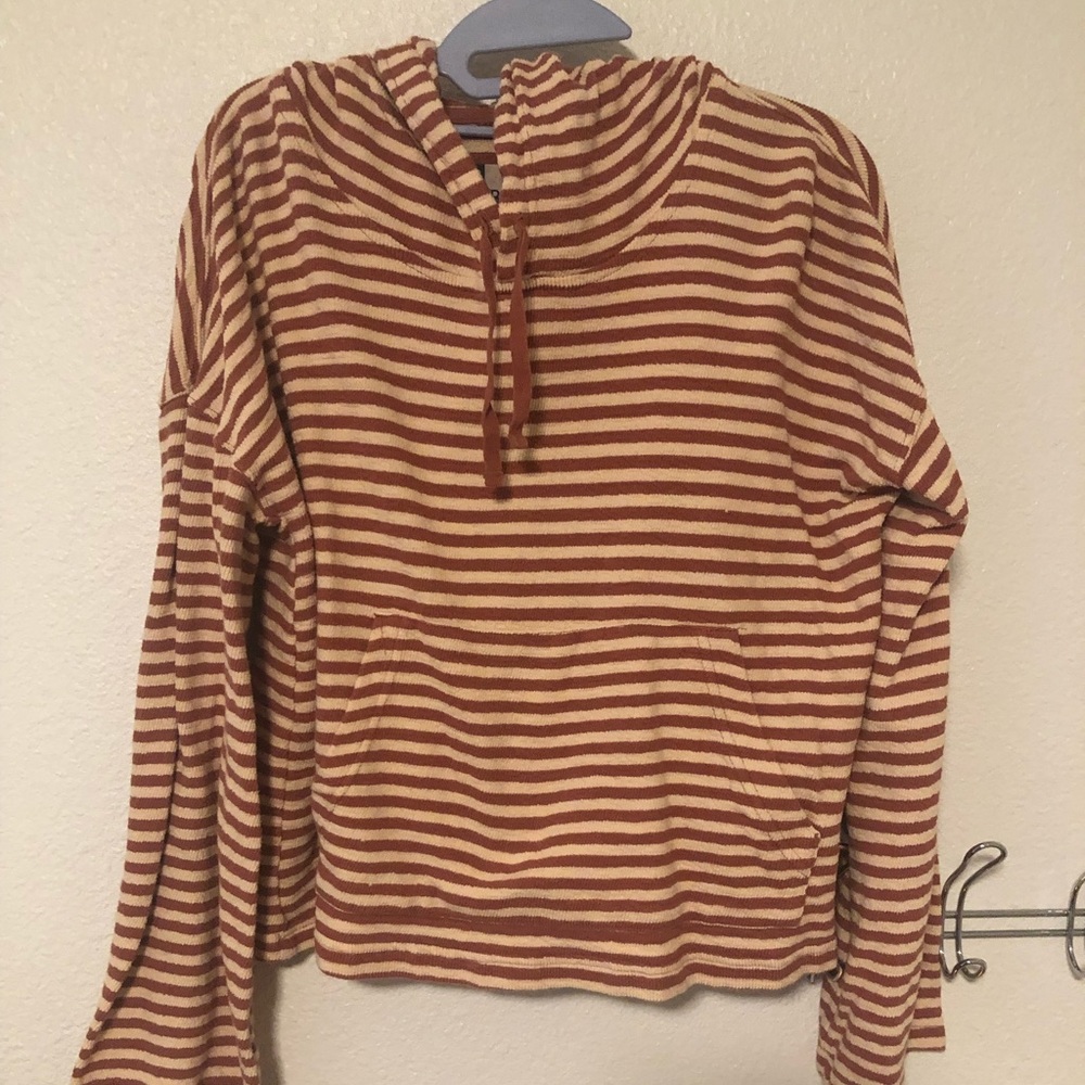 Women’s Roxy pullover hoodie